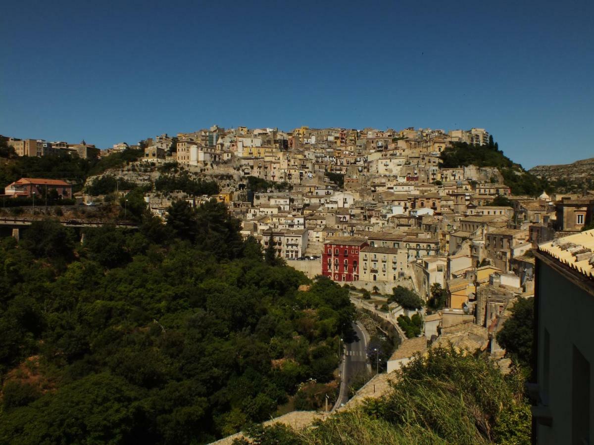 Hotel Balate Dimora In Centro Ragusa Exterior foto